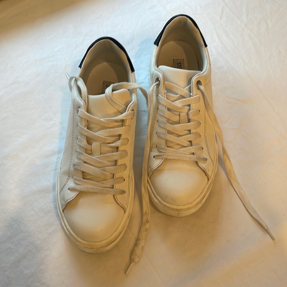Steve Madden White platform sneakers